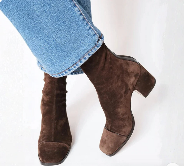 Yvonne™ | Elegant Comfort Klackstövlar