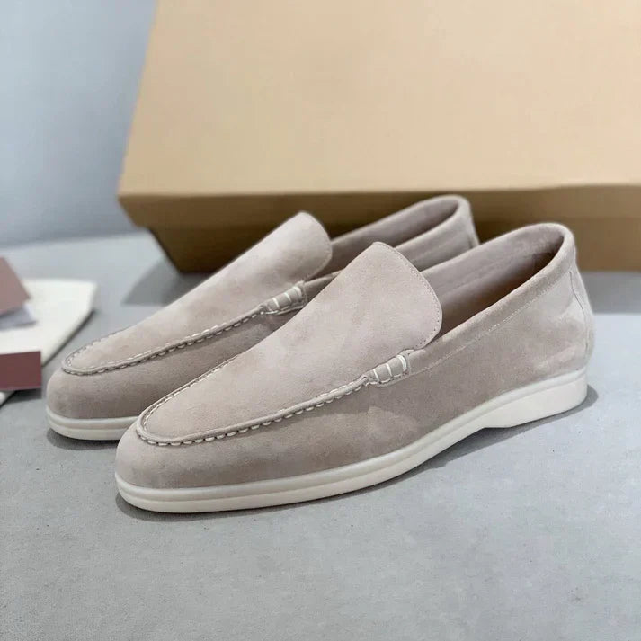 Chique suède loafers
